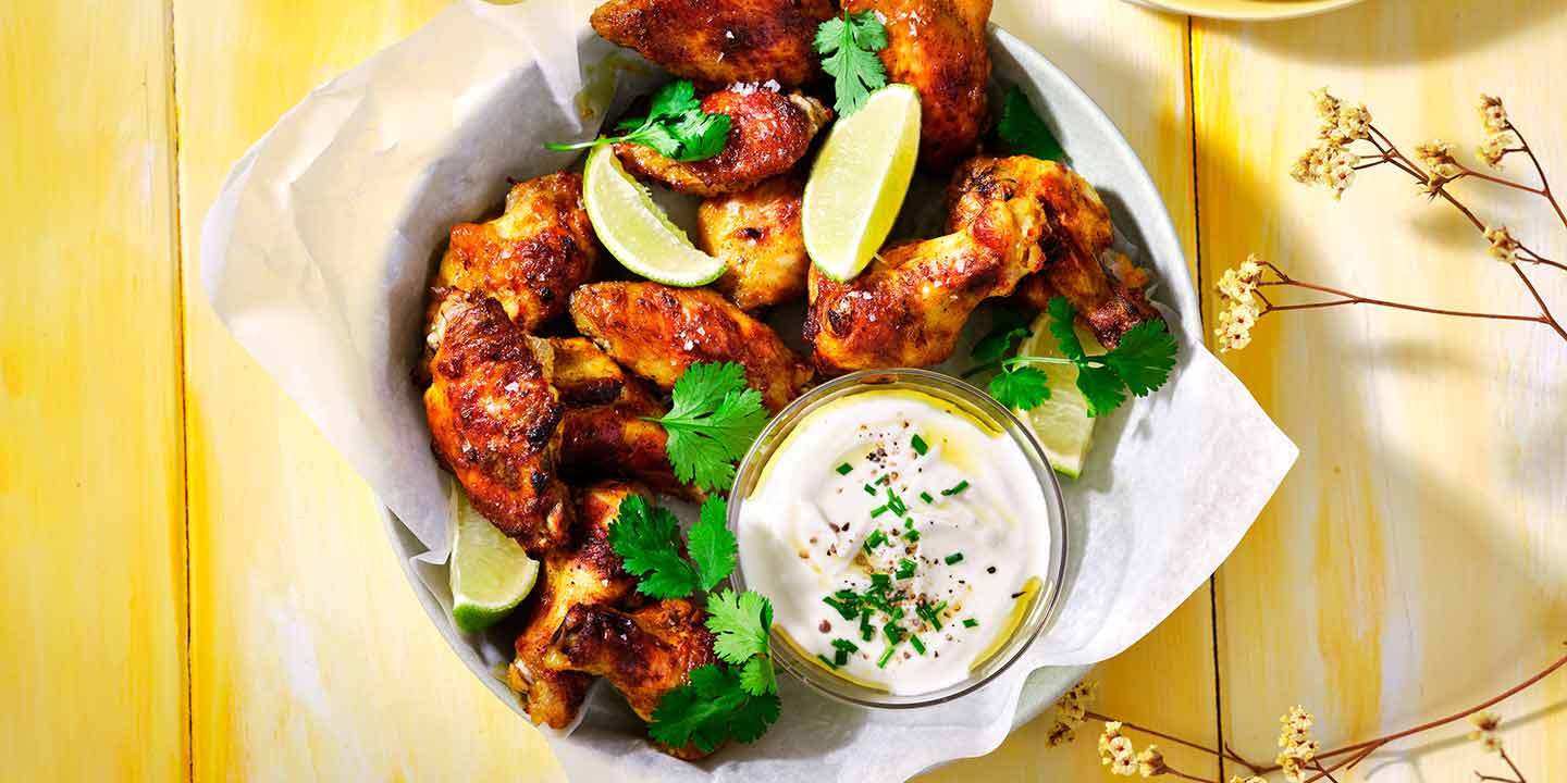 Tandoori kippenvleugeltjes met limoen en koriander